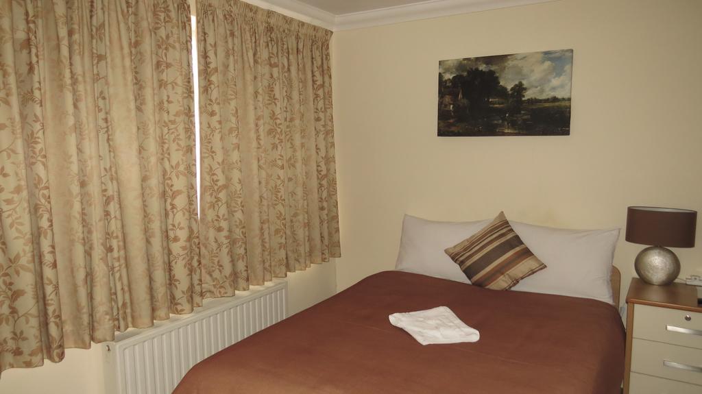 Montrose Guest House Romford Zewnętrze zdjęcie
