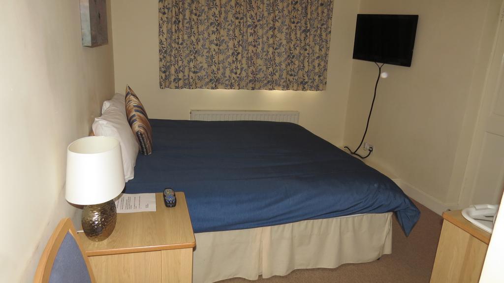 Montrose Guest House Romford Zewnętrze zdjęcie