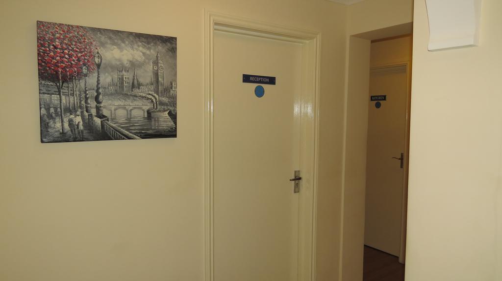 Montrose Guest House Romford Zewnętrze zdjęcie