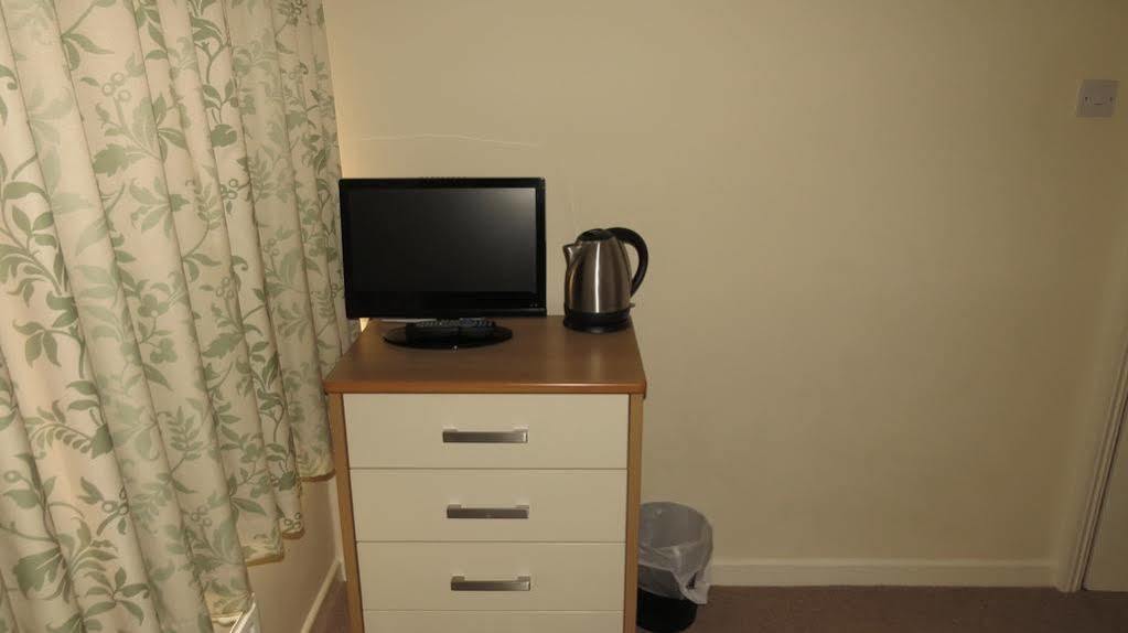 Montrose Guest House Romford Zewnętrze zdjęcie